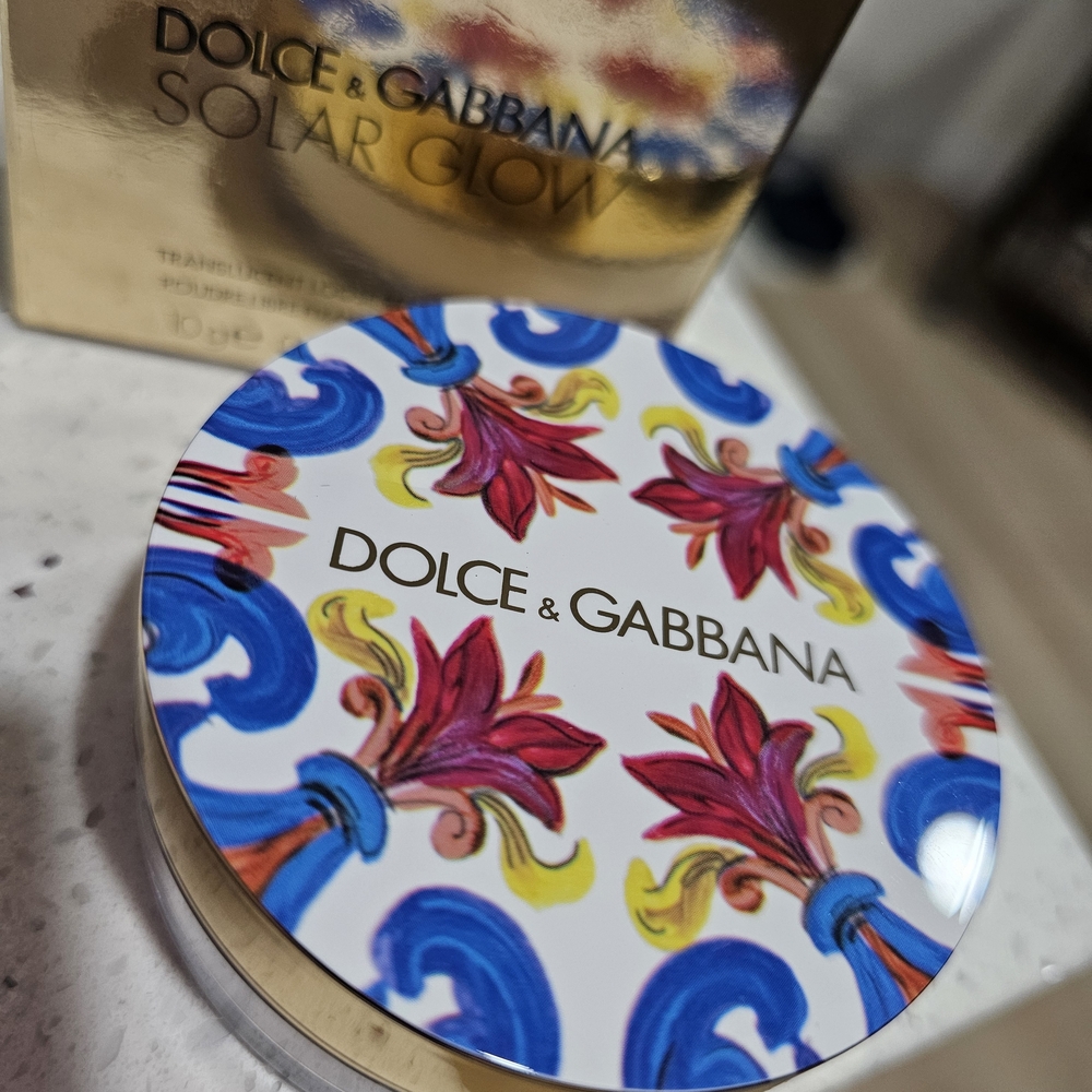 Dolce & Gabbana Solar Glow Illuminating Setting Powder